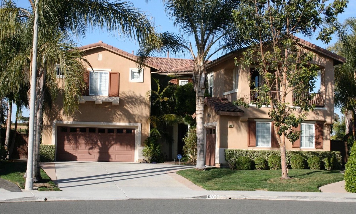 Aviara House | Luxury 3 Bedroom Home in Carlsbad - Gourmet Kitchen - 30 day min rental