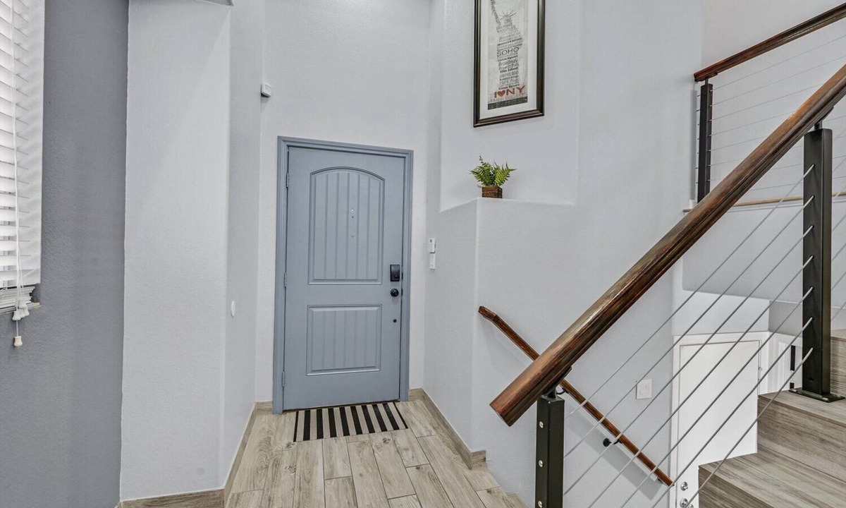 Rhodes Ranch House | Luxury 3-bedroom house with pool & hot tub 2 minutes from Durango Hotel!