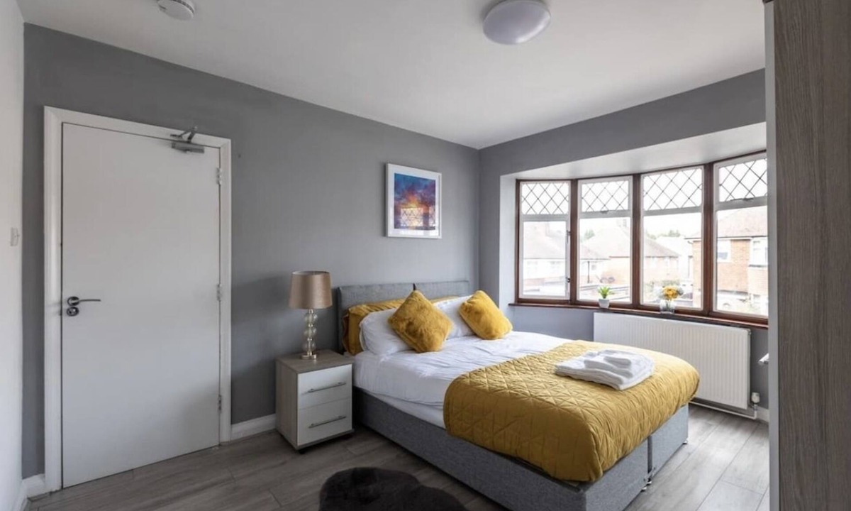 Kettering House | Luxury 3 bedroomed home