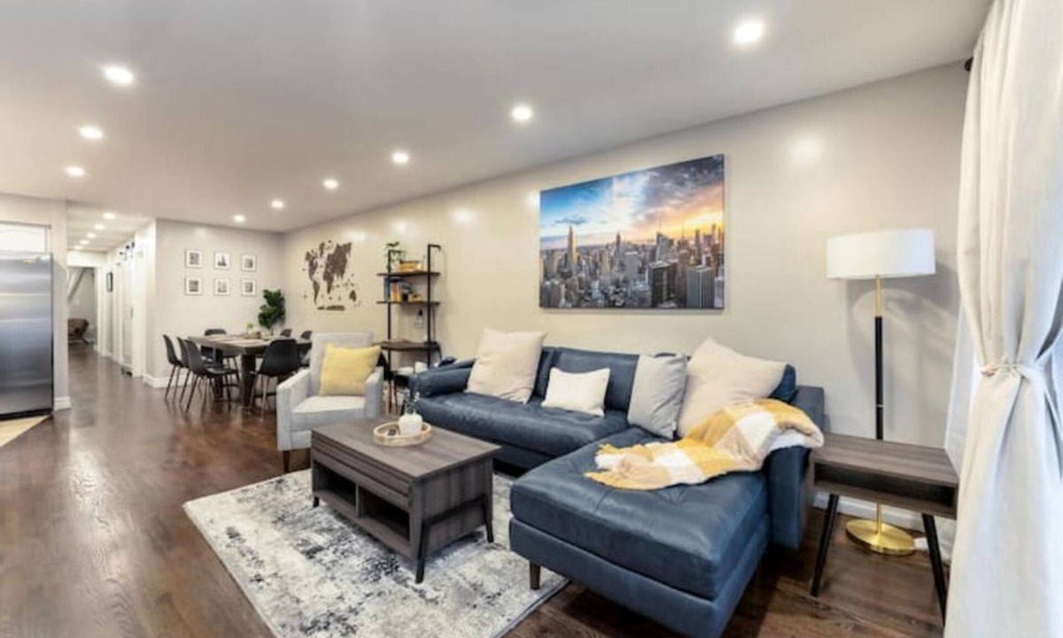 Greenville Apartment | Luxury 3 BR, 2 Bath NYC Retreat
