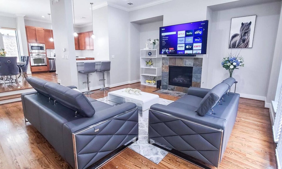 Washington Ave./ Memorial Park Villa | Luxury 3BR/3.5BA Townhouse