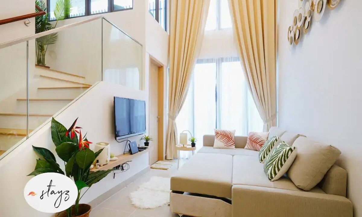 Kuala Lumpur City Centre Apartment | Luxury 3BR Duplex KL view/Infinity pool/Lug strg