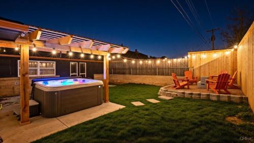 Central Oklahoma City House | Luxury 4BR OKC Retreat w Hot Tub & Firepit