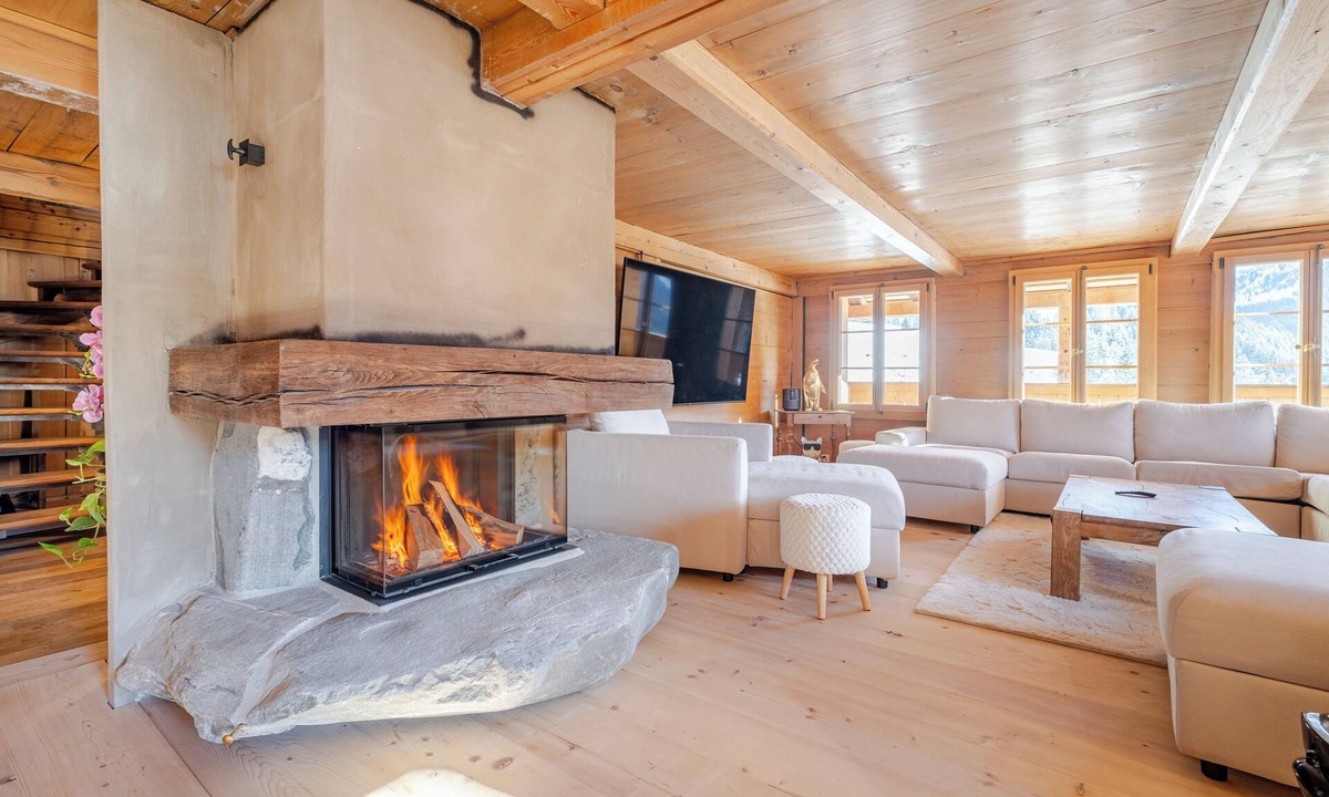Saanen Ski Chalet | Luxury 5 Bedroom Panoramic Chalet - Near Gstaad