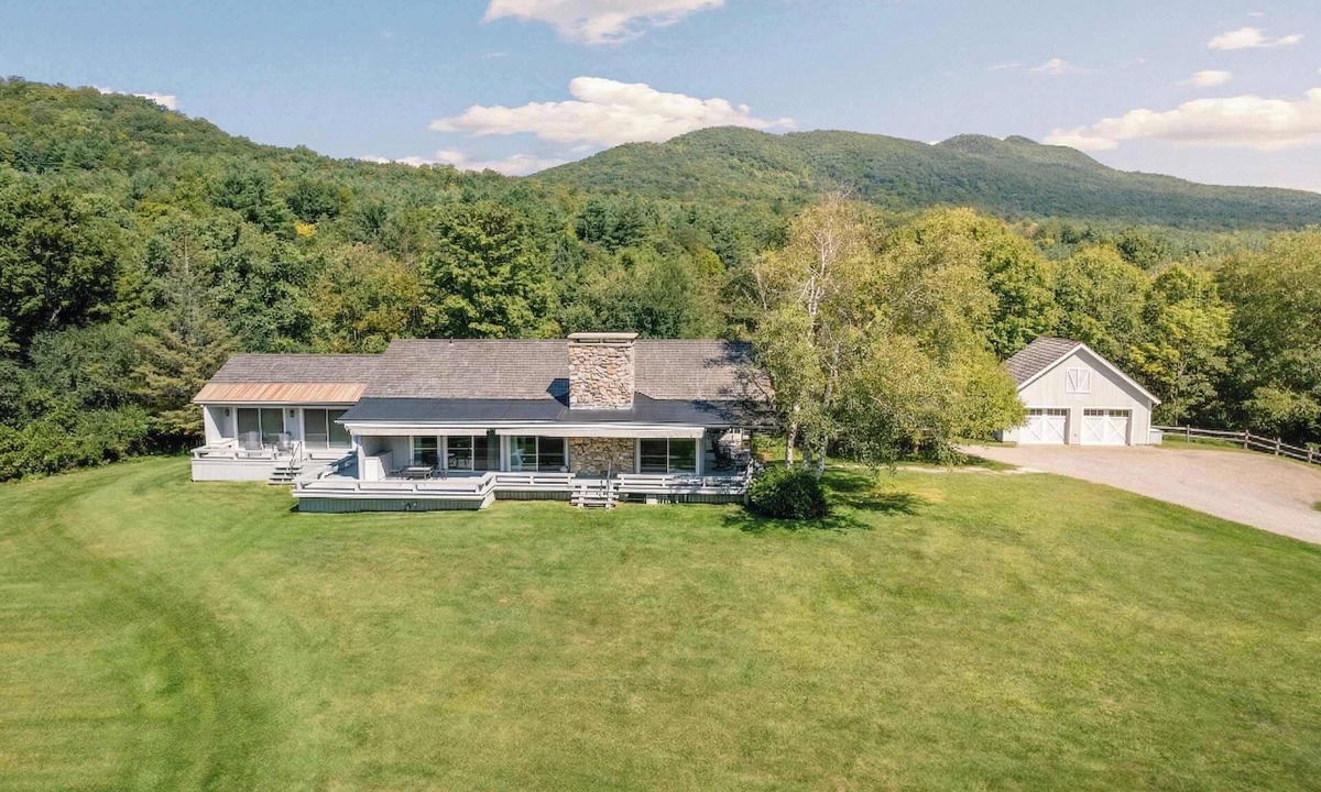 Dorset House | Luxury 5-BR Mountain Estate 10-min to Manchester