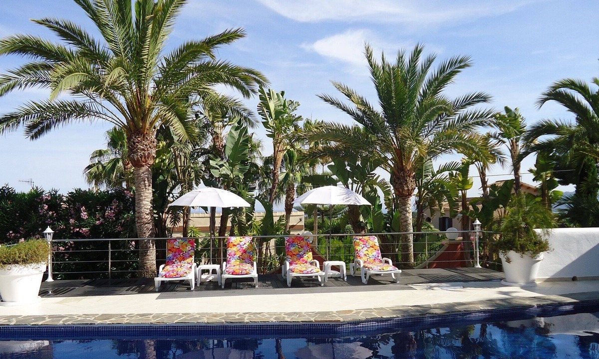 Moravit Villa | Luxury 5 *, in Moraira, Caribic Flair, South, Meerbl Servic, Spa, WiFi, All. incl.