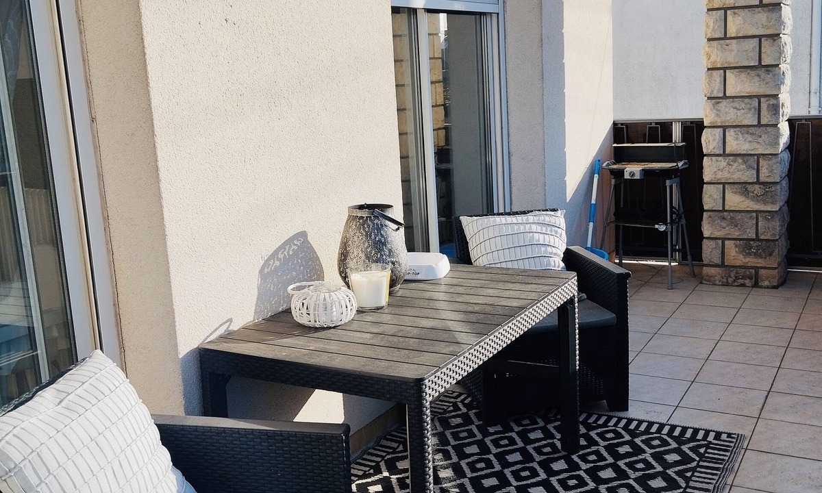 Saint-Pierre-des-Corps Apartment | Luxury apartment-350 m from SNCF train station Saint pierre des corps- Châteaux Loire