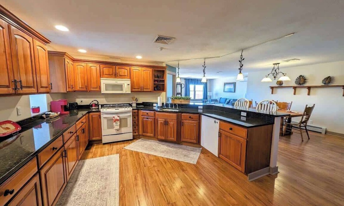 Trenton Apartment | Luxury Acadia Penthouse w/Balcony & Fire Pit