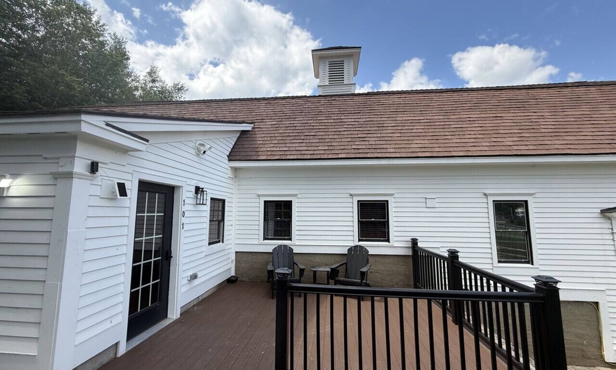 Wilmington Apartment | Luxury ADA Unit - 101