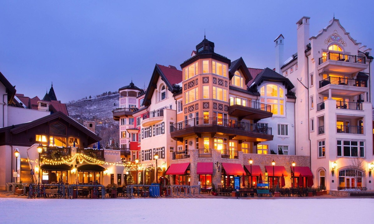 Vail Hotel | Luxury Alpine Room + Fireplace | Rooftop Hot Pools