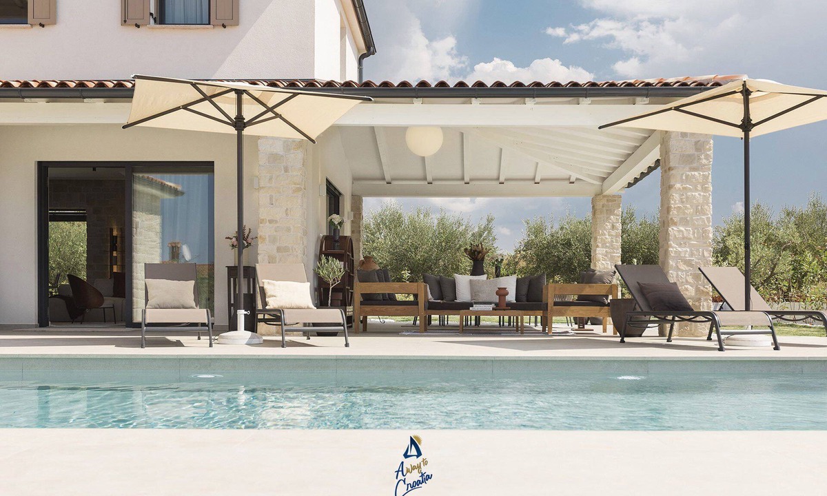 Rosini Villa | Luxury and Elegant Designer Villa with Heated Pool