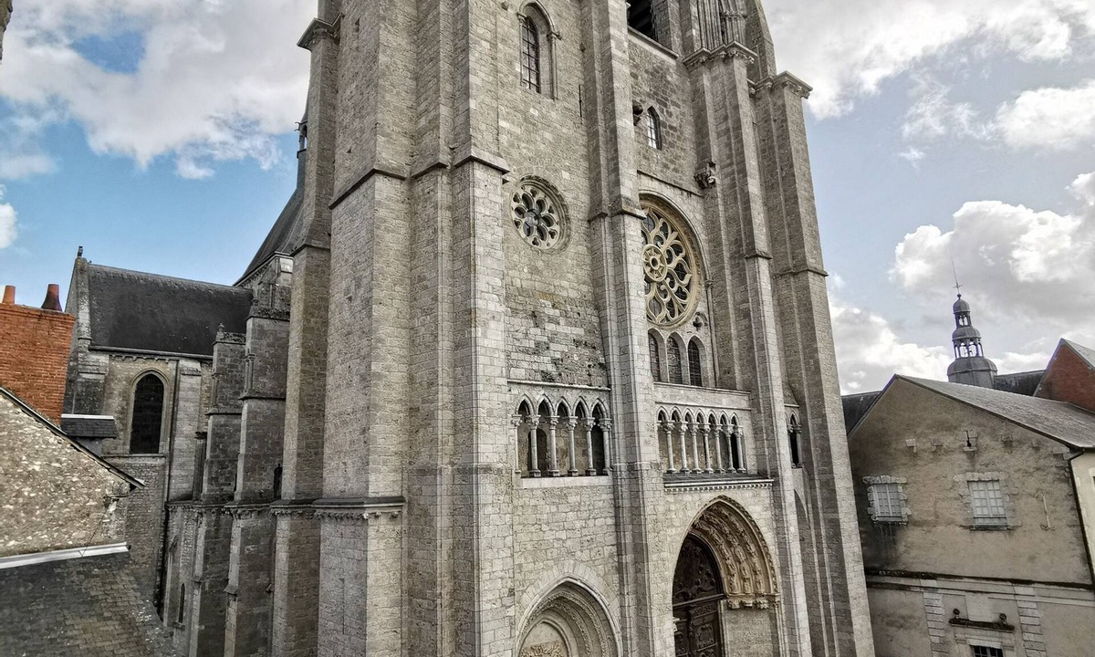 Blois Apartment | Luxury apartment in the center of Blois near the castle and the Loire