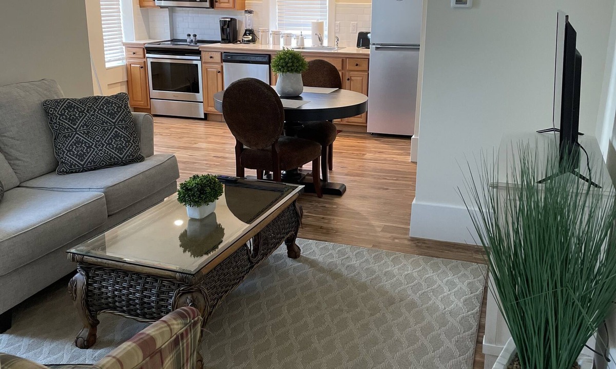 Brownstown Apartment | Luxury Apartment in Brownstown