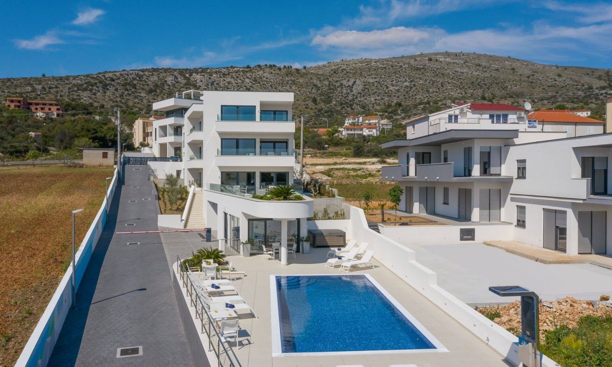 Seget Vranjica Apartment | Luxury Apartment Nautica with Pool I