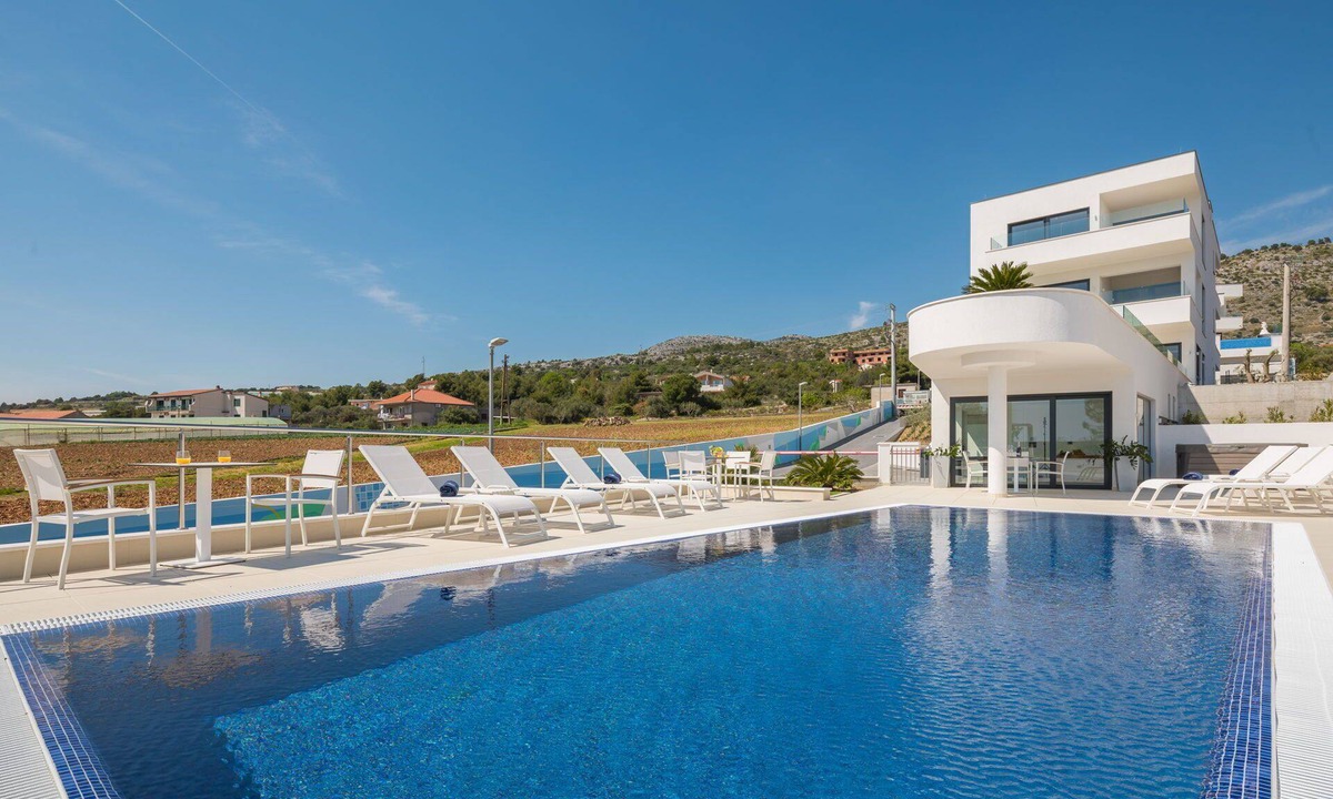Seget Vranjica Apartment | Luxury Apartment Nautica with Pool II