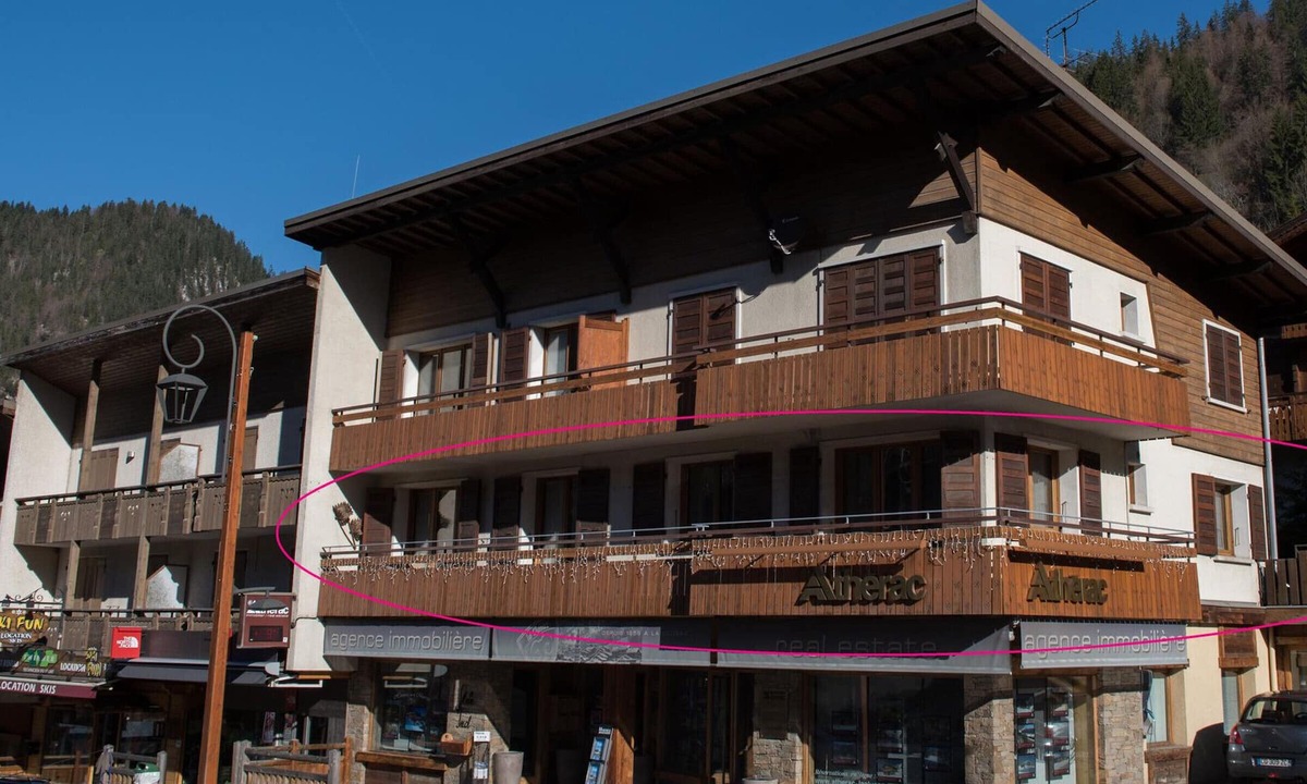 La Clusaz Apartment | Luxury Apartment, Prime Location, Ski-in/Ski-out, Heart of La Clusaz
