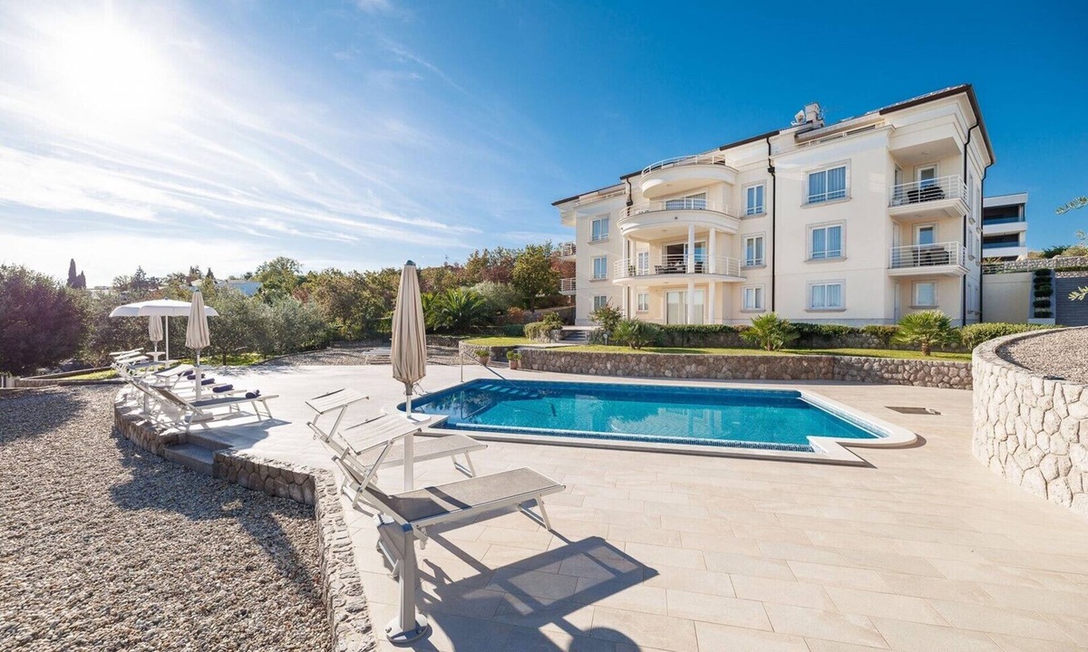 Vantacici Apartment | Luxury apartment Tunera 8