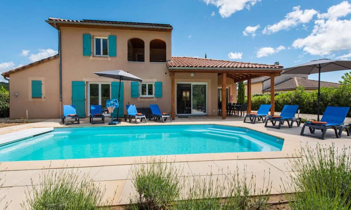 Vallon-Pont-d'Arc Villa | Luxury Ardeche Villa | Villa Julie | 5 Bedrooms | Private Pool