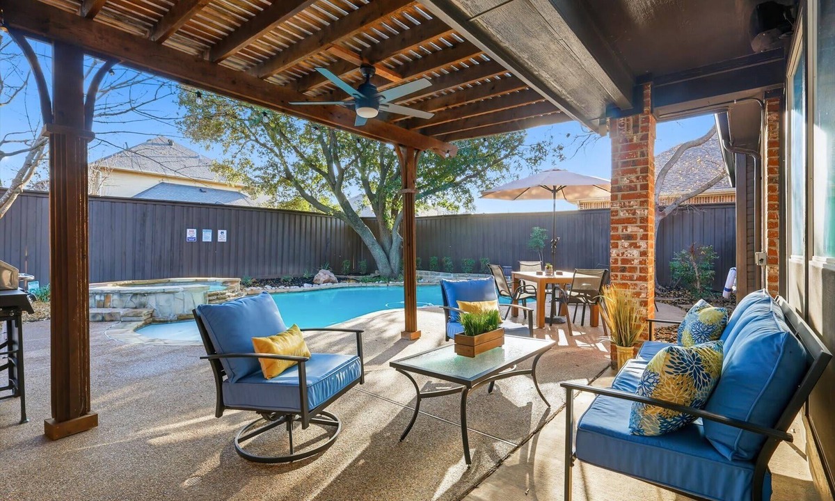 Lewisville House | Luxury Backyard Pool & Patio Oasis (4-BD/2.5-BA)