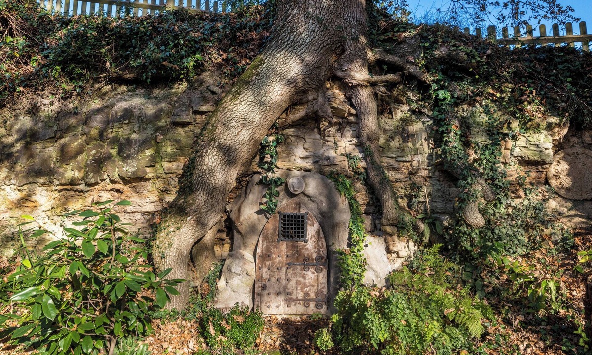 Chiddingstone Hoath House | Luxury Barn with Hot tub