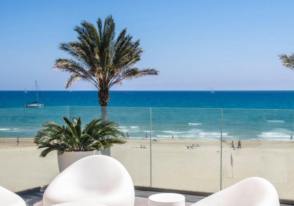 Coveta Fuma Apartment | Luxury Beach Penthouse
