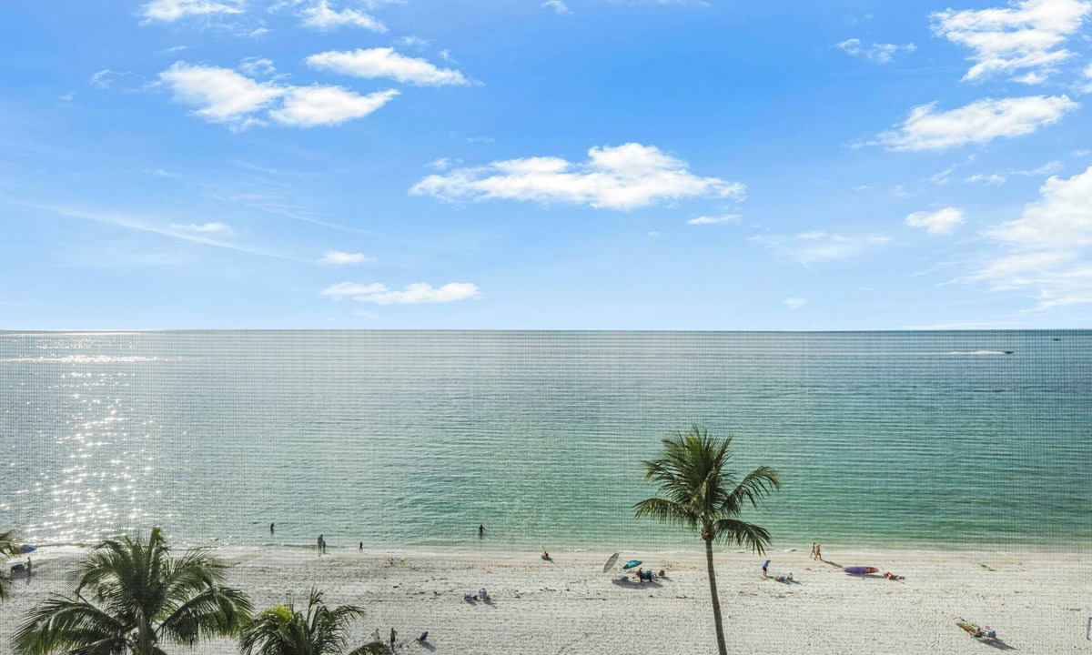 Moorings Condo | Luxury Beachfront Living | Gulf Shore Boulevard
