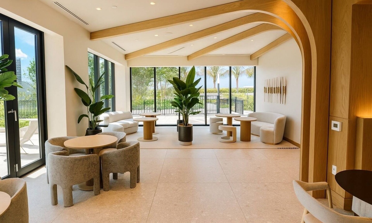 North Beach Condo | Luxury Beachside Oasis