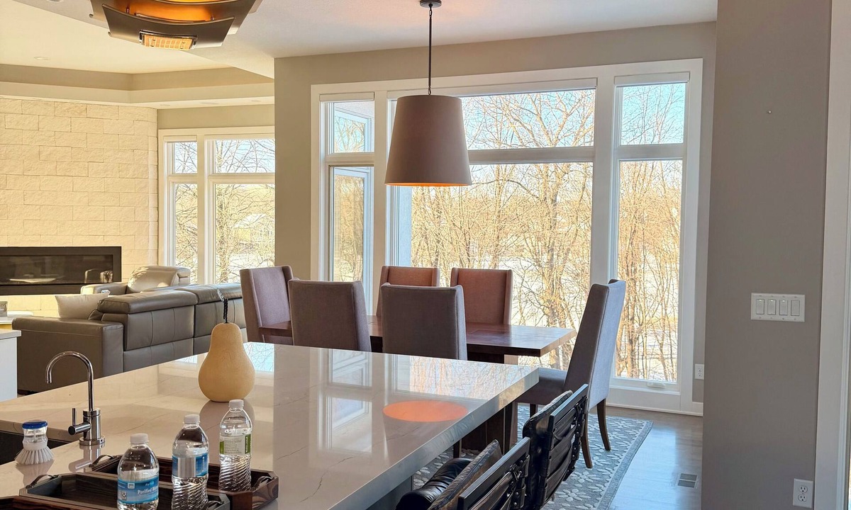 Eden Prairie House | Luxury Bearpath Home - Twin Cities Getaway
