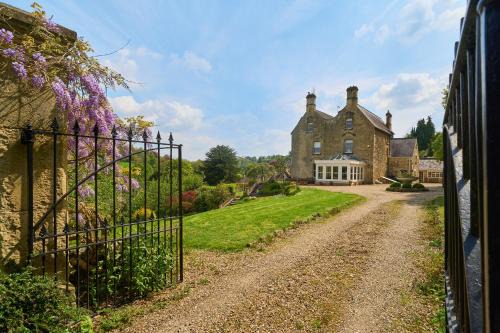 Limpley Stoke House | Luxury Big House Berkeley House near Bath