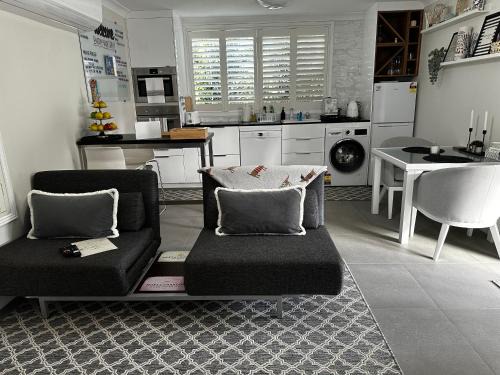 Ormeau Villa | Luxury Boutique Self-Contained Private Granny Flat