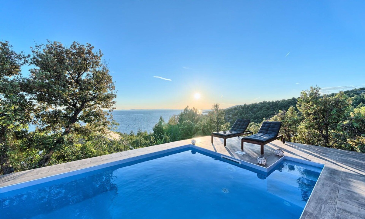 Jezera House | Luxury Bungalow New Horizons II
