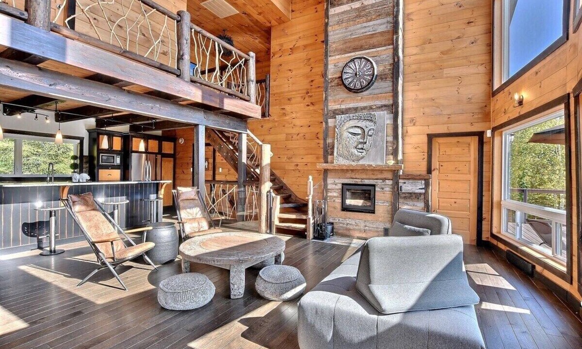 Mont-Tremblant Ski Chalet | Luxury Lakefront Chalet and Spa
