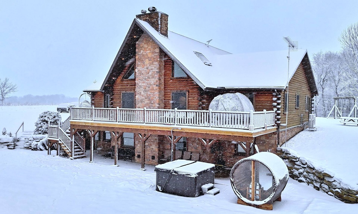 Markleton Cabin | Luxury Cabin 22min to 7 Springs w/Hot Tub, Sauna, Game Room & Views on 32 Acres