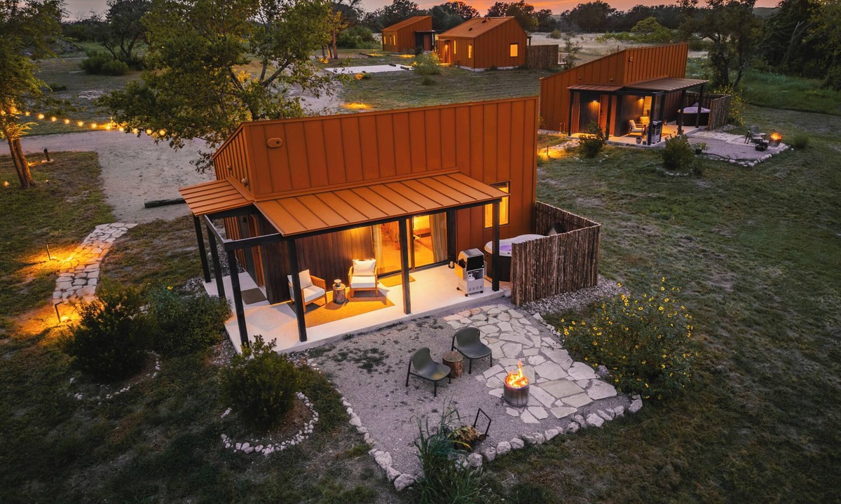 Stonewall Cabin | Luxury cabin in the center of the Texas Wine Country; large private porch w/hot tub, gas grill and fire pit; pet friendly