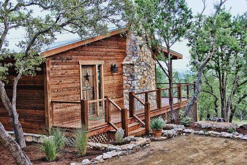 Wimberley House | Luxury Cabins @Stony Ridge-Emerald