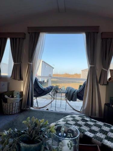 Redcar Resort | Luxury Caravan, On the beach