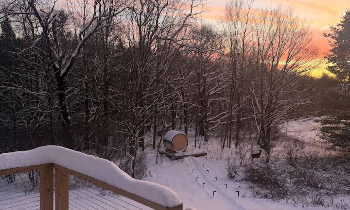 Livingston Manor House | Luxury Catskills Sauna Retreat -Haven On The Manor