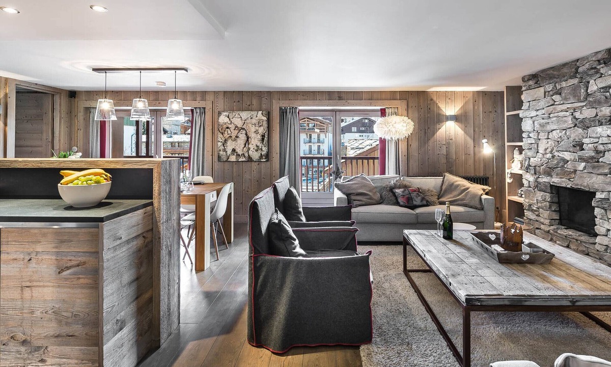 Val-d'Isere Apartment | Luxury Central Apartment with Ski Access & Stunning Views