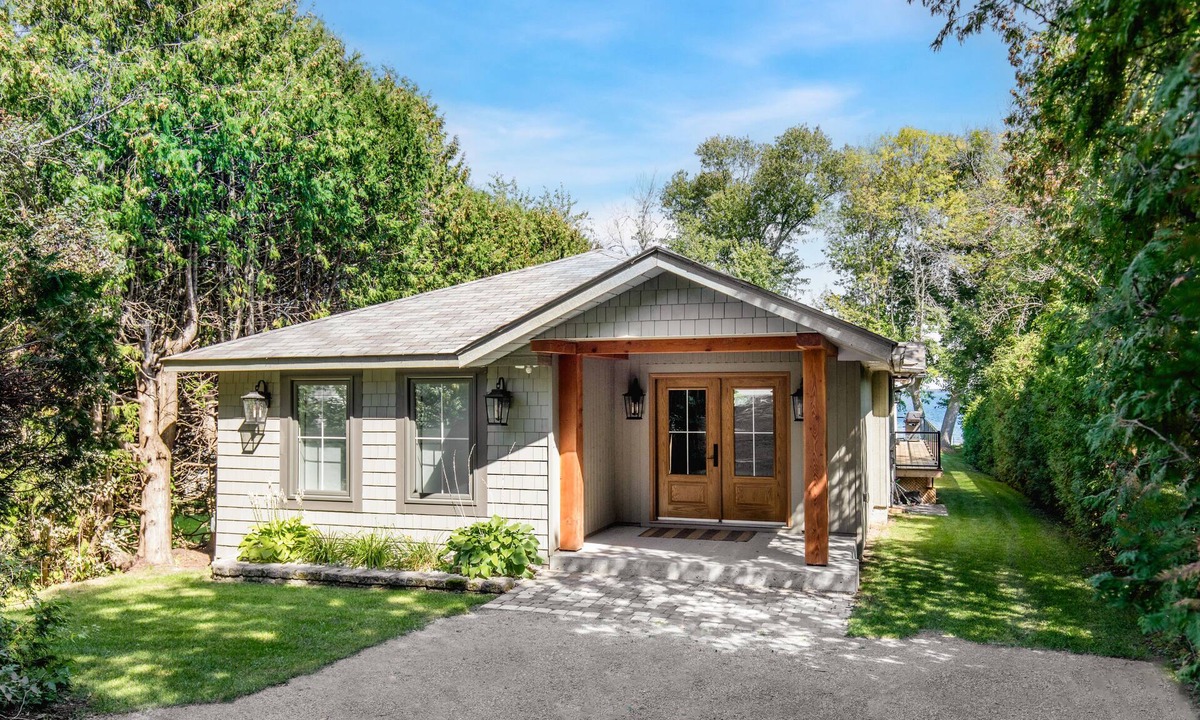 Oro-Medonte Cottage | Luxury Chalet Cottage Simcoe