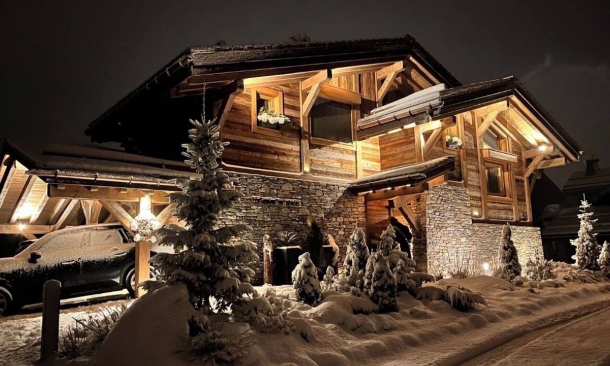 Combloux Ski Chalet | Luxury chalet with Mont Blanc views.