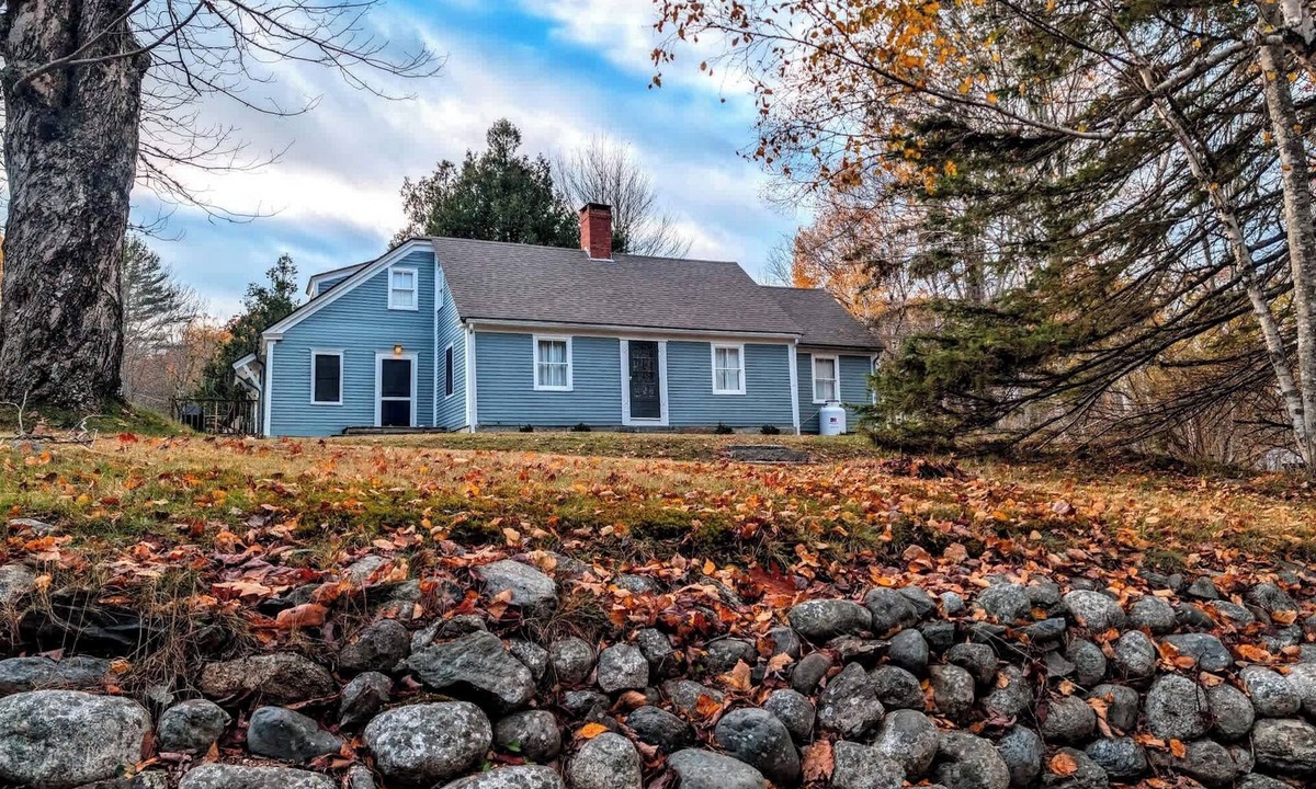 Surry House | Luxury Coastal Cottage