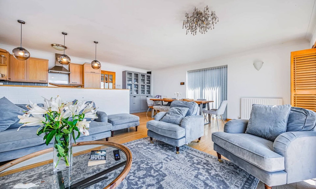 Pevensey Villa | Luxury Coastal Escape