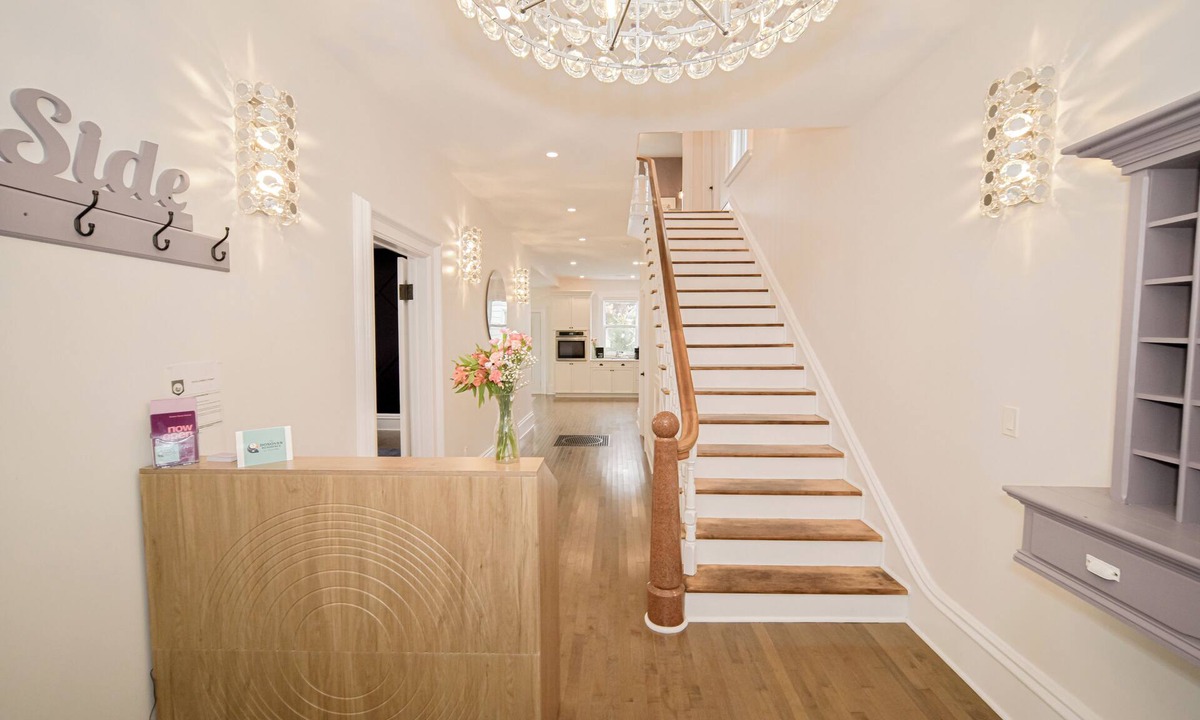 St. Andrews House | Luxury Coastal Home on the ocean/Sleeps 10/Downtown St. Andrews/4BR/2.5 baths