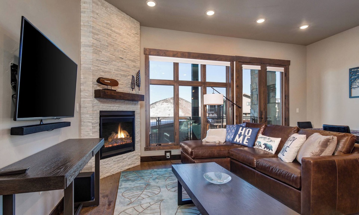 Park City Condo | Luxury Condo in Central Location, Free Shuttle, Chef