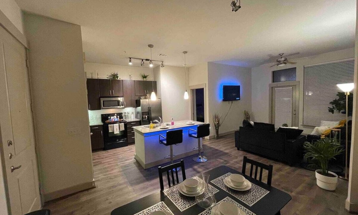 Houston Condo | luxury condo near the galleria
