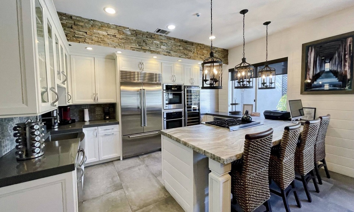 Coronado House | Luxury Coronado Home 500ft to Beach, Ferry, & Restaurants + Rooftop