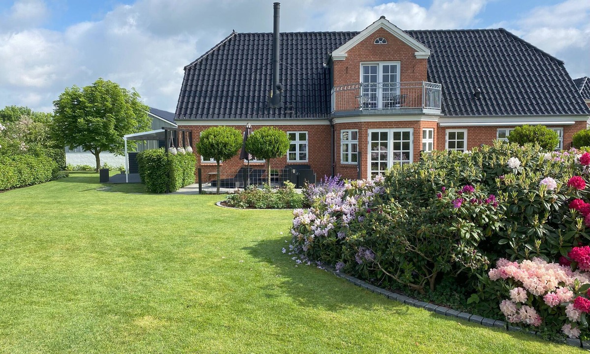 Haderslev House | Luxury country house in nature with wellness