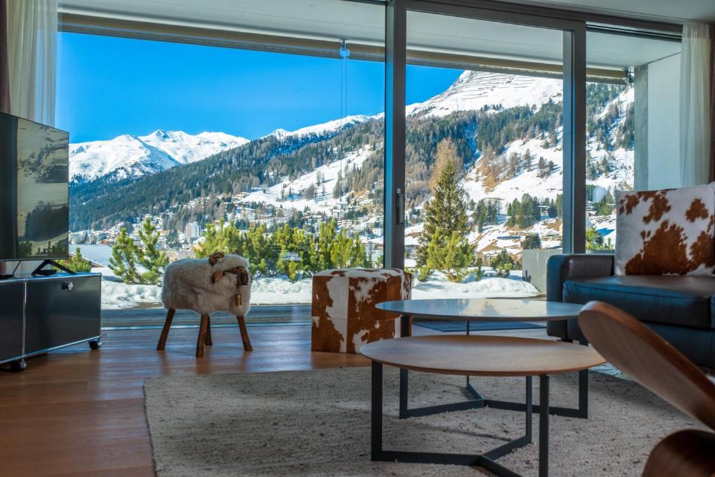 Davos-Dorf Apartment | Luxury Davos Apt for 4 with Panorama Terrace & 5-star Hotel Spa Access