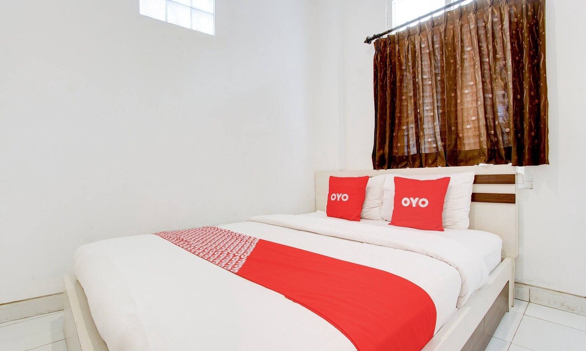 Yogyakarta House | Luxury Deluxe DBL Retreat W/Free WiFi and Parking