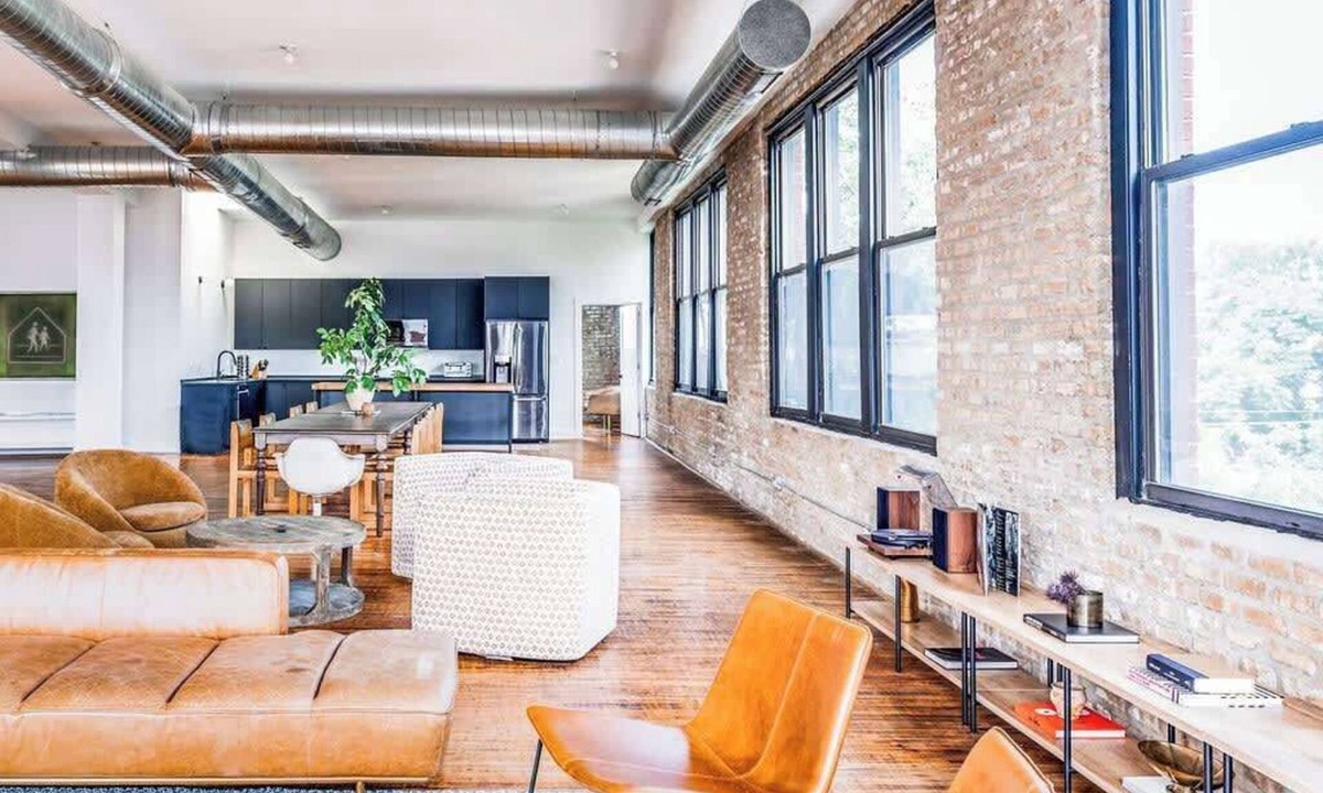 Wicker Park Apartment | Luxury Designer Penthouse Loft | Sleeps 20